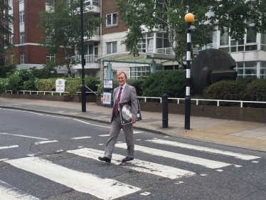 Sir David crosses Abbey Road